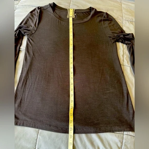 LOFT black shirt with knotted detail on sleeve XS - Picture 7 of 7